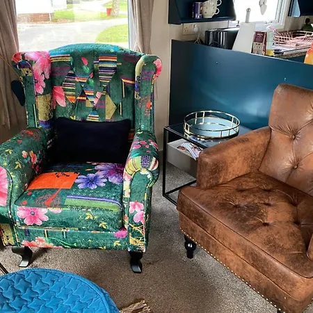 Serendipity Kamp alanı Sutton on the Forest